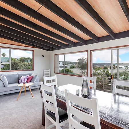 Couches, Bar Table & Kawau View Villa Snells Beach Eksteriør bilde